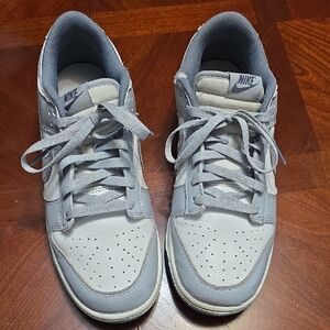 Nike Low Dunks Gray